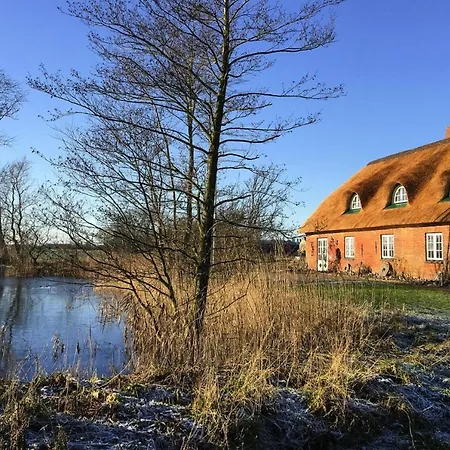 Holiday Home Alte Weinstube, Emmelsbuell * Emmelsbüll-Horsbüll